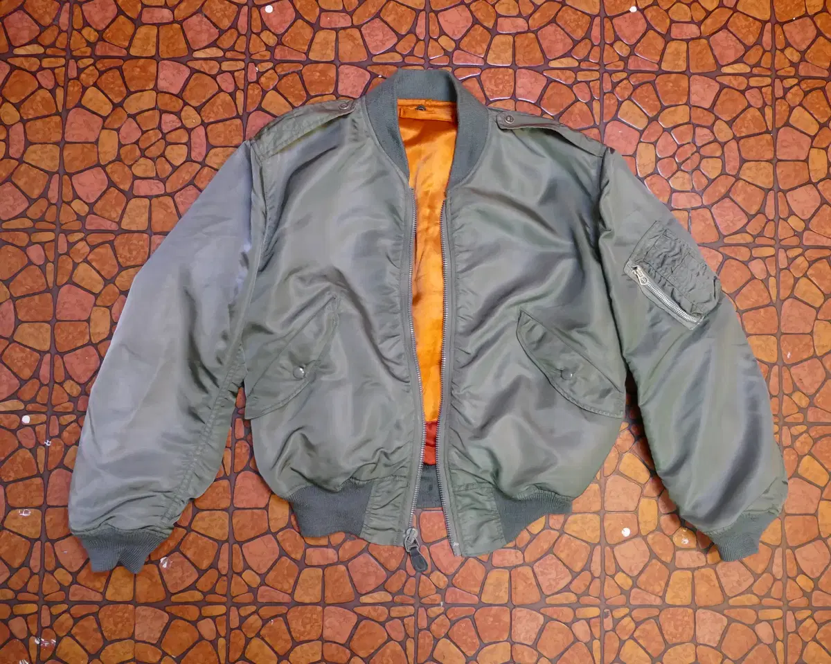 L-2B 1970 ALPHA M ポケフラ USED Vintage Alpha Industries 70's L-2B Flyer's Jacket – American